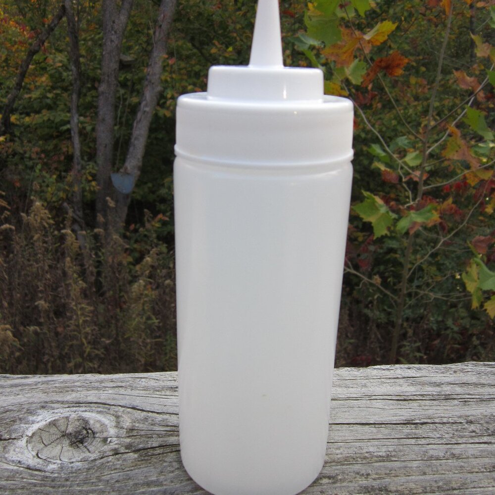 Lot of 2 Unused Choice 16 oz. Clear Wide Mouth Squeeze Bottle- Off-Gassed